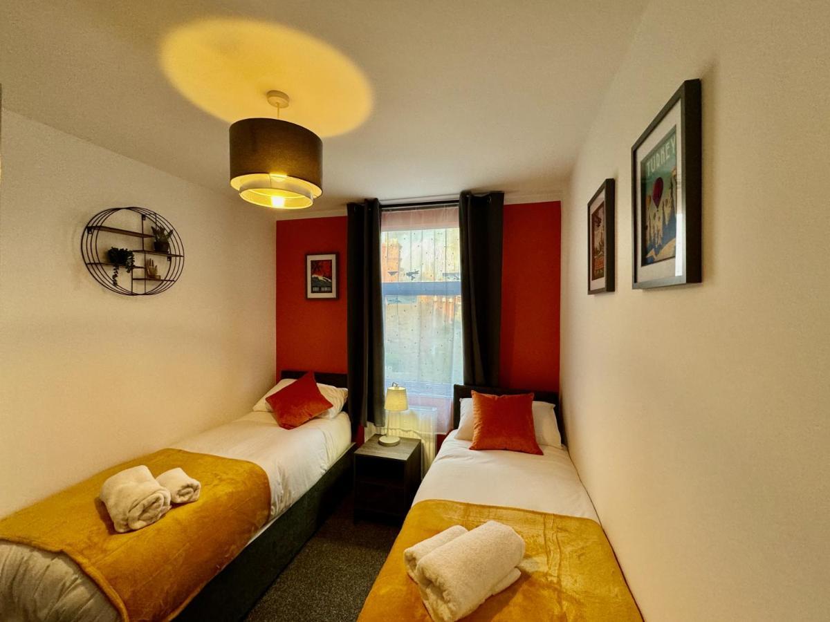 Crow Hill House - Great For Contractors Or Family Holidays *