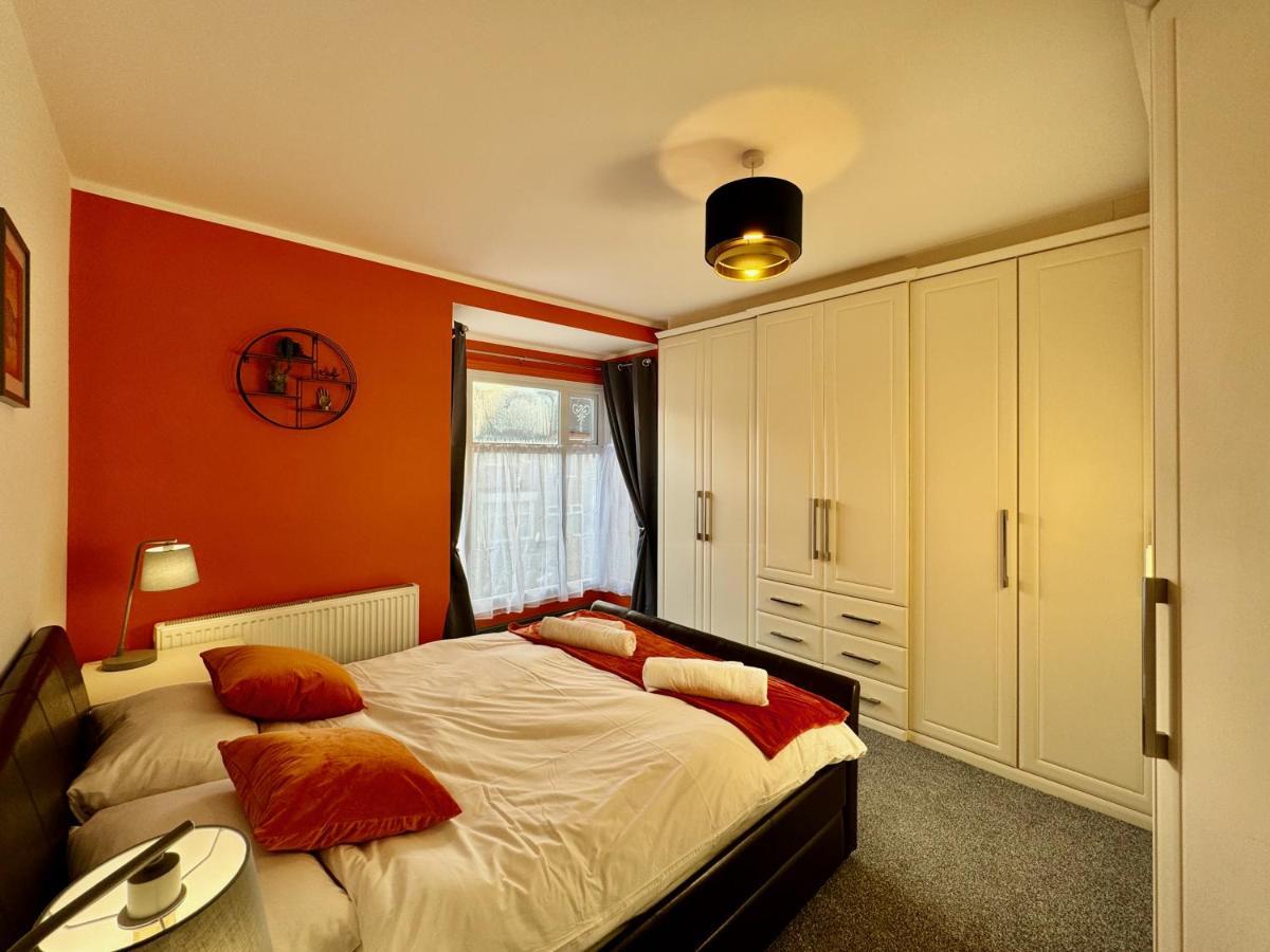 Crow Hill House - Great For Contractors Or Family Holidays *