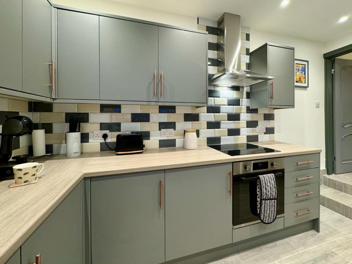Crow Hill House - Great For Contractors Or Family Holidays Holiday home